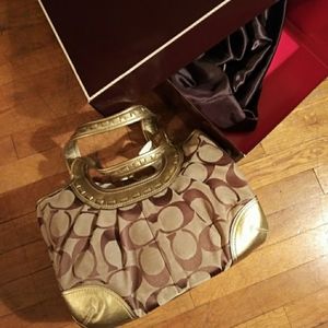 💙 {Coach} NWT & Box Signature Pleated Framed Satchel